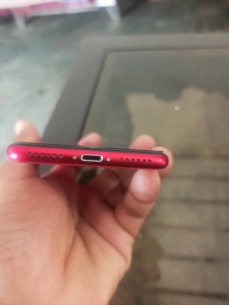 Apple iPhone SE 4