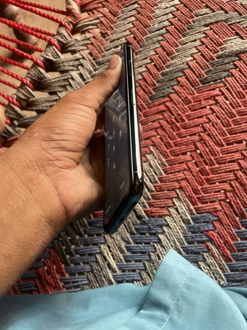 Apple iPhone 11 Pro Max 3