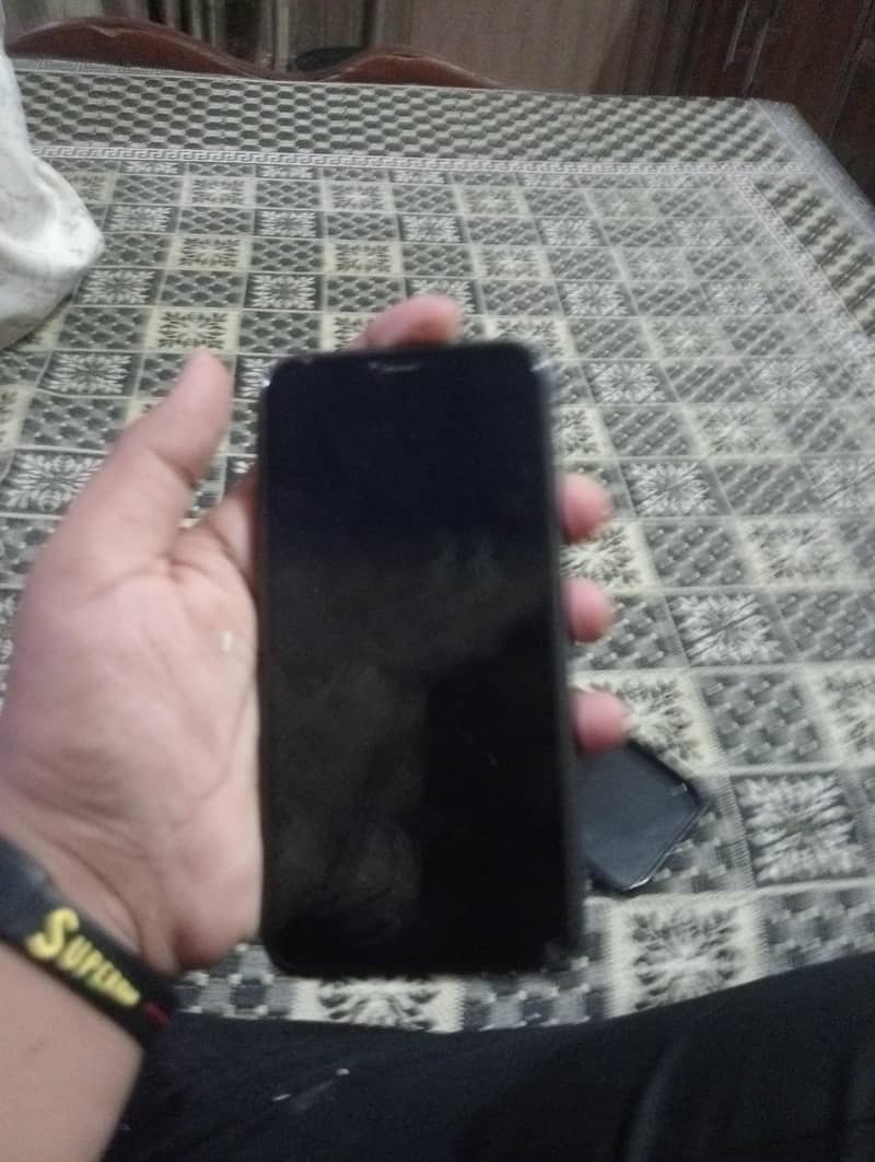 Apple iPhone 11 1