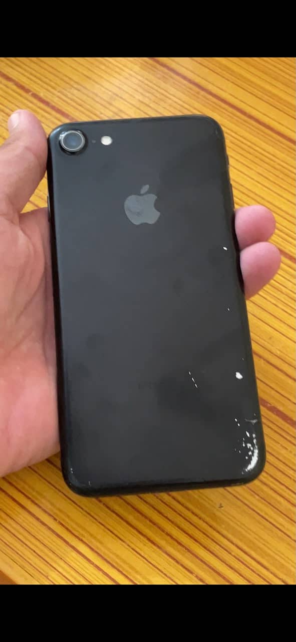 Apple iPhone 7 5