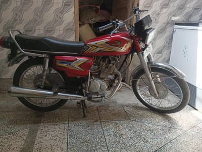 Honda 125 All Punjab number pindi vouchar original Tanki tappy parhy h