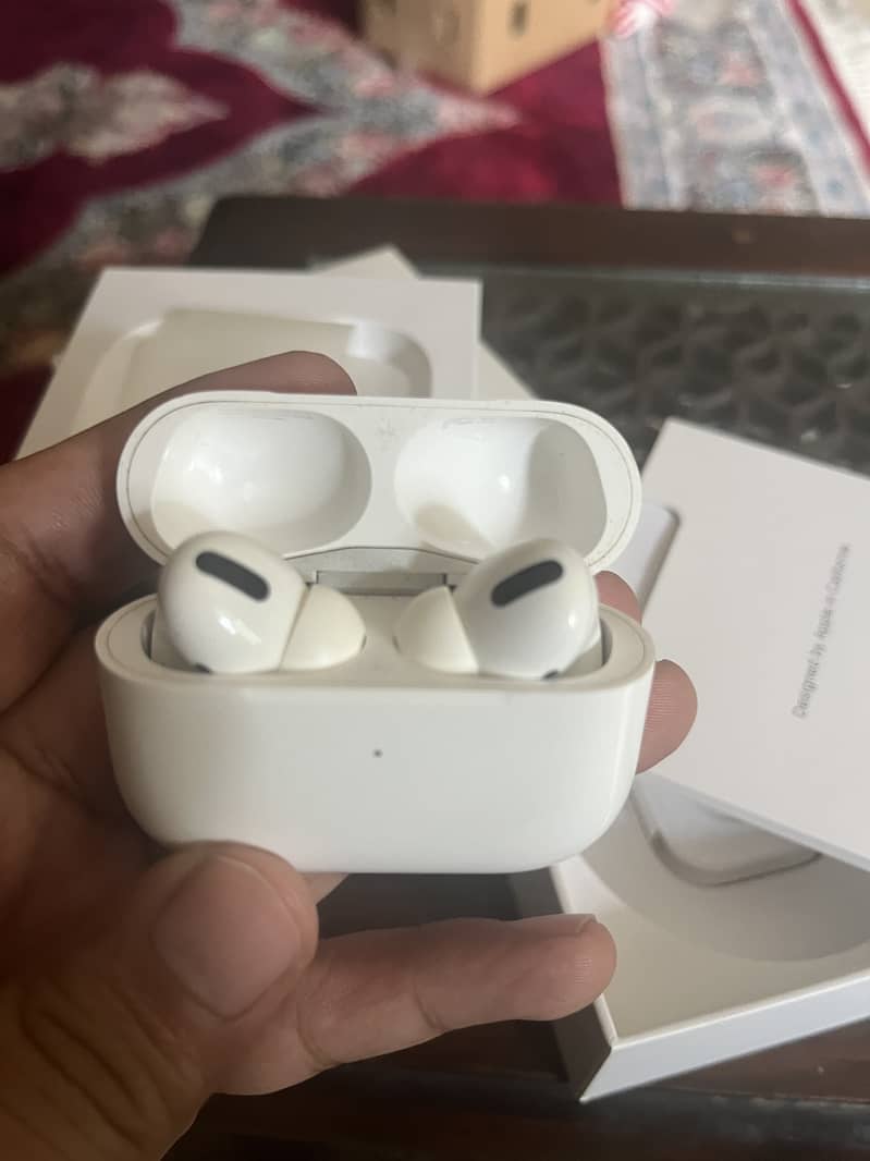 Airpods pro second generation 3