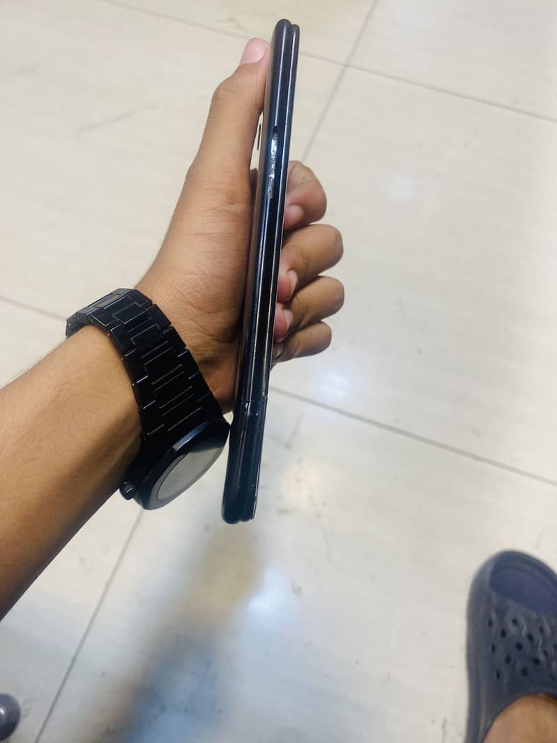 OPPO A83 1