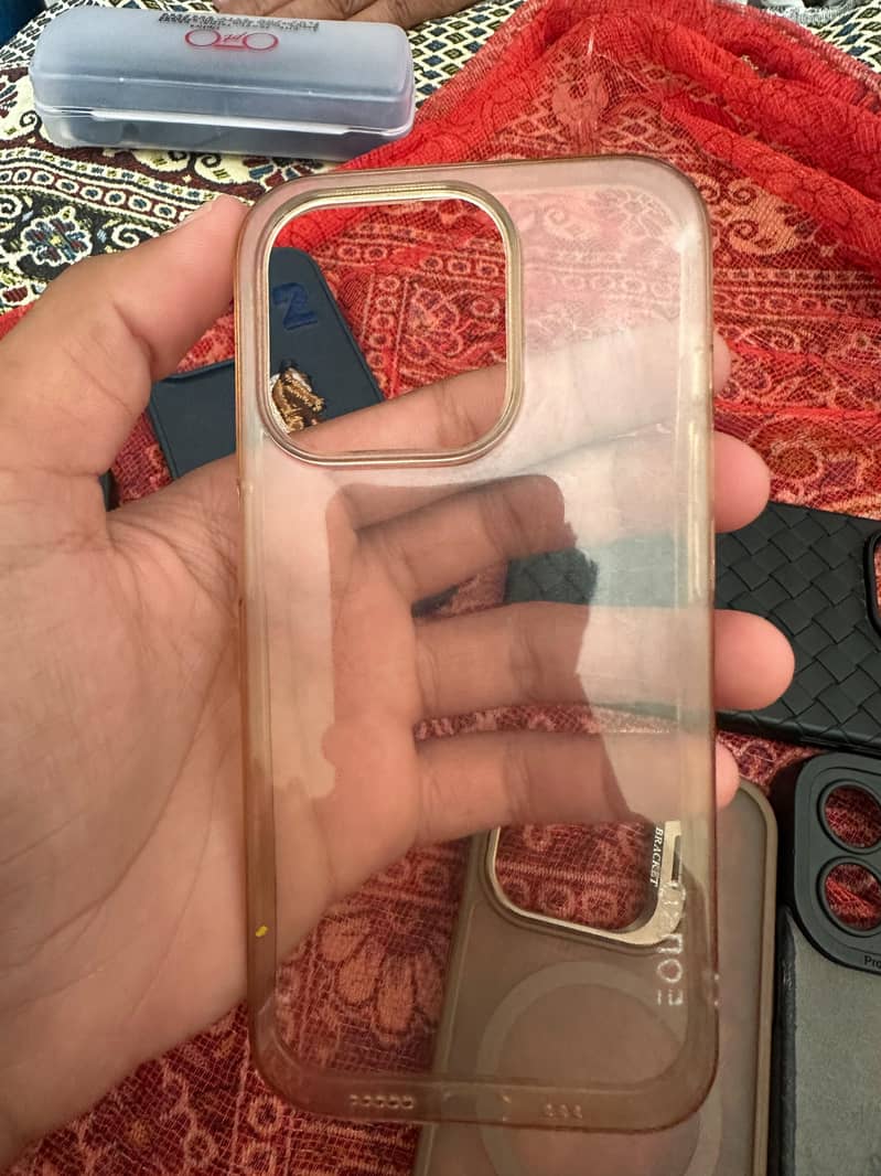 Apple iPhone 15 Pro 3