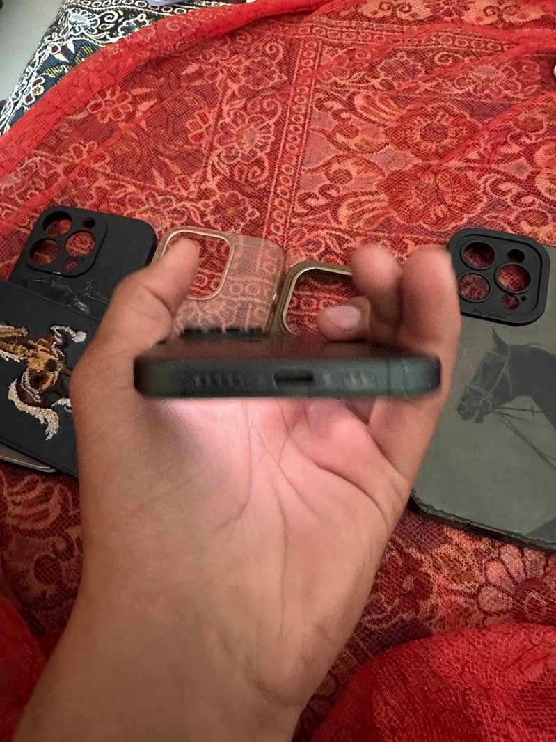 Apple iPhone 15 Pro 8