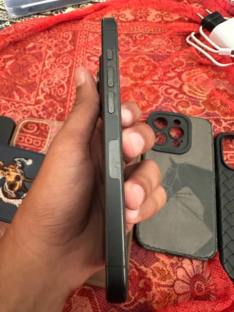 Apple iPhone 15 Pro 10