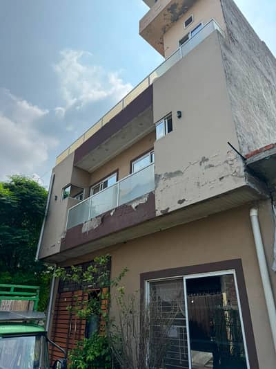 5 Marla triple story house at alnoor Park housing society main shahzada road old Khana nau ferozpur road Lahore