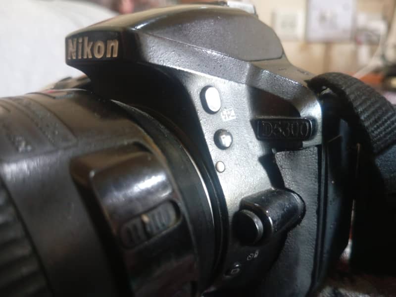 Nikon 1