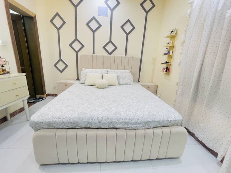 Bed and side tables 4