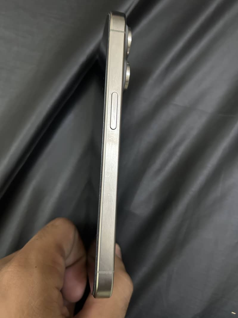 Apple iPhone 15 Pro 5