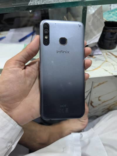 Infinix Hot 8 with box 4/64