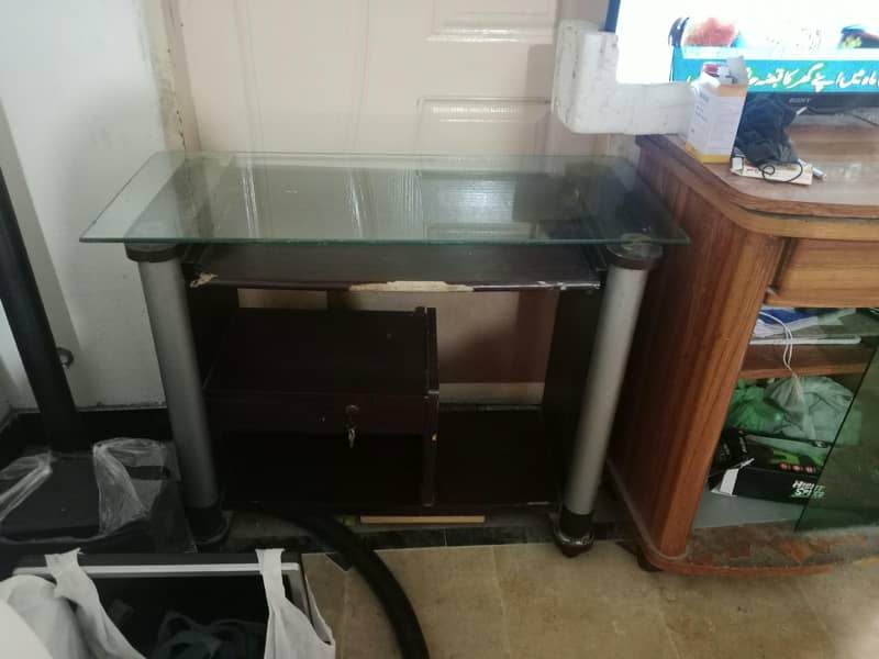 computer table 1