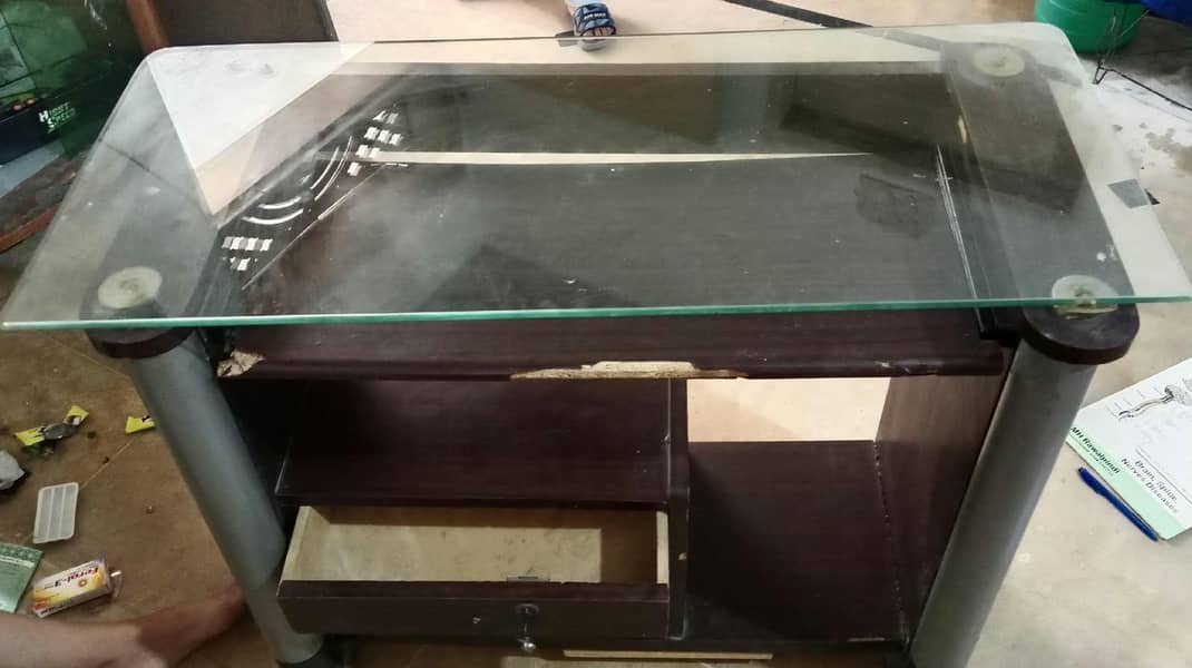 computer table 4