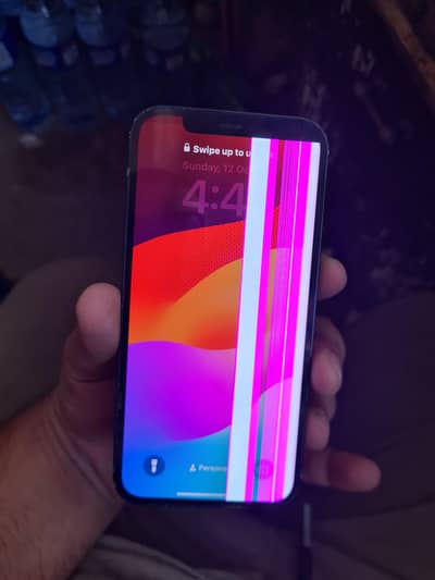 iPhone 12 (64GB) – Factory Unlocked for Urgent Sale