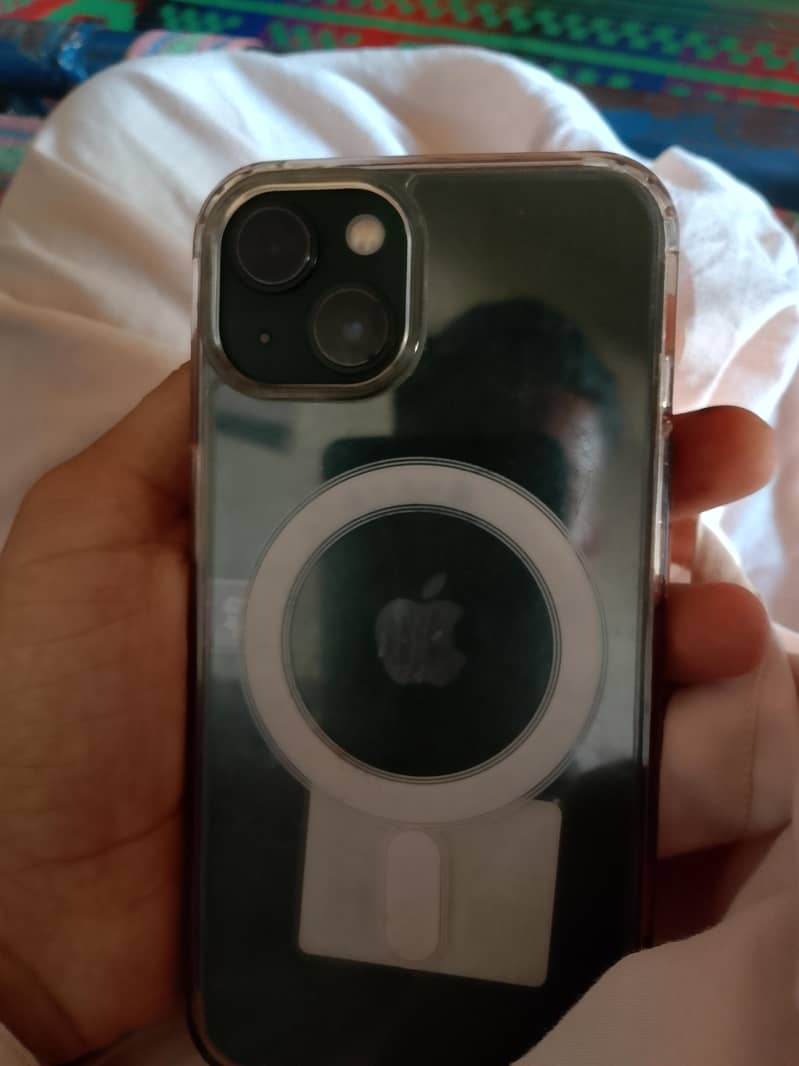 Apple iPhone 13 1