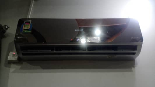 orient Black Mirror Inverter AC