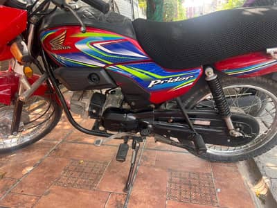 Honda pridor