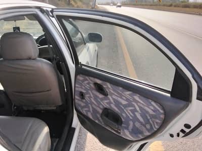 Suzuki Baleno 2004