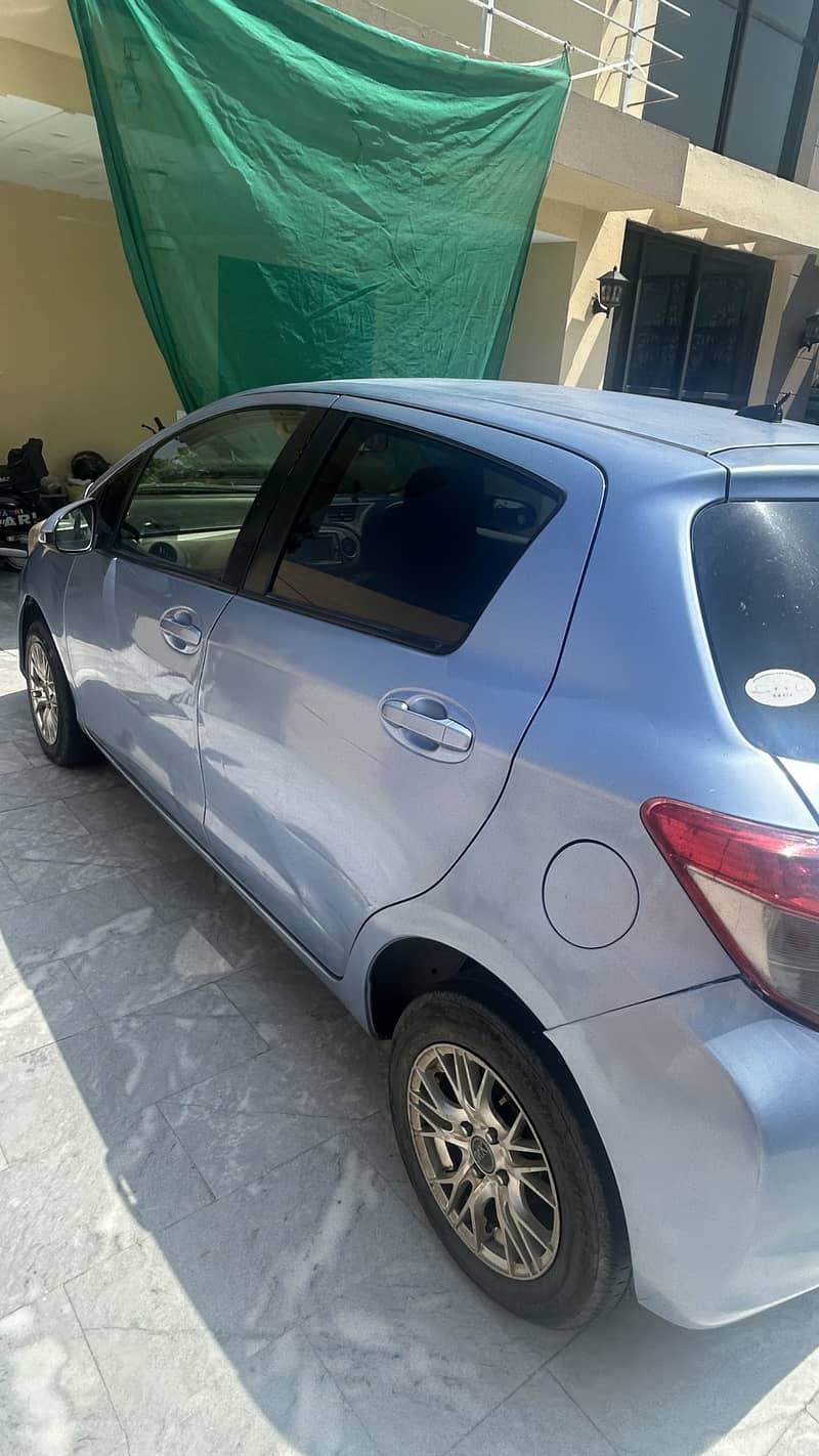 Vitz 1.0 2