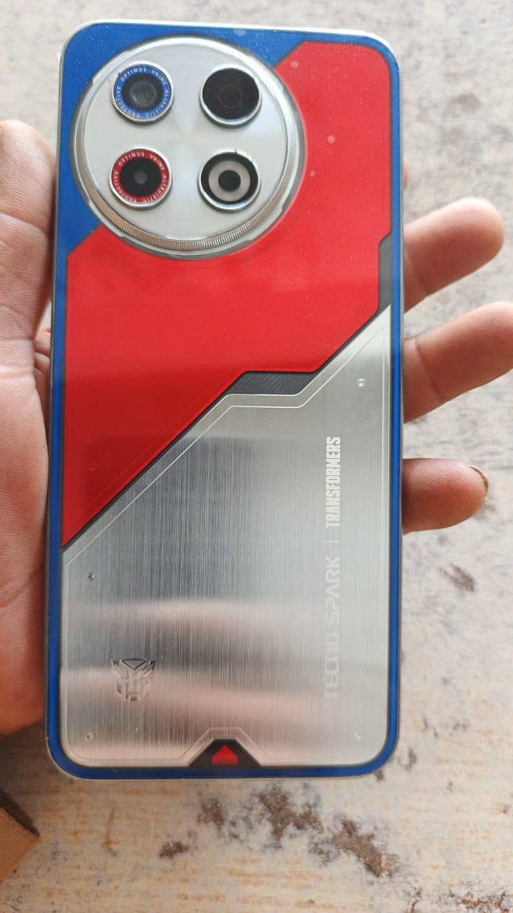 Tecno SPARK 30 Pro 2