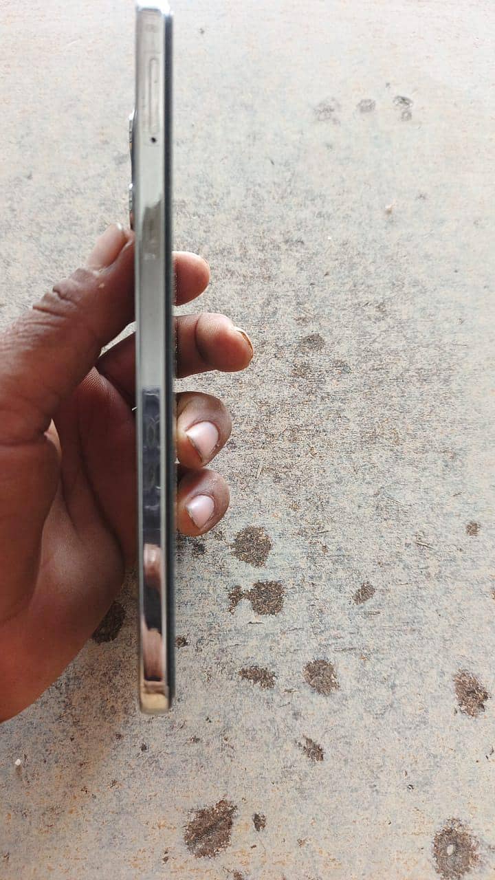 Tecno SPARK 30 Pro 4