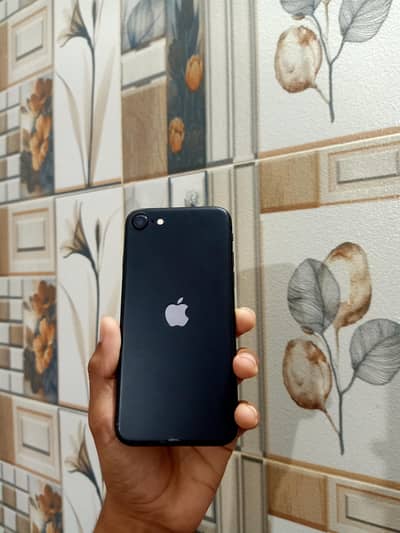 Apple iPhone SE