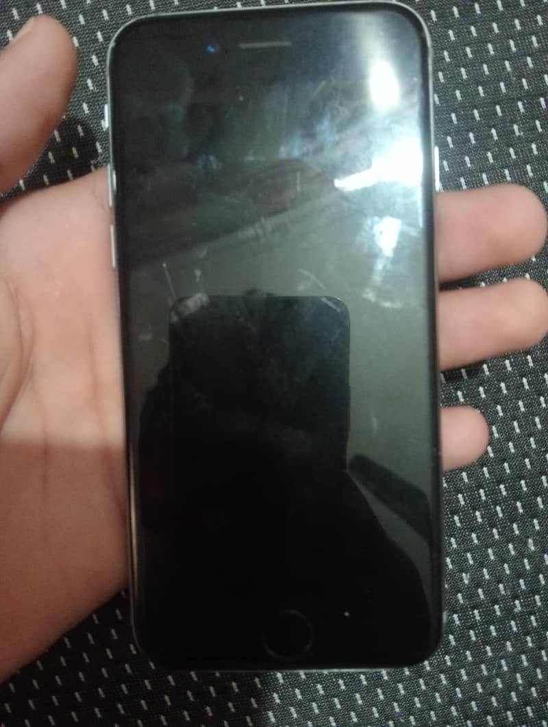 Apple iPhone 6 6
