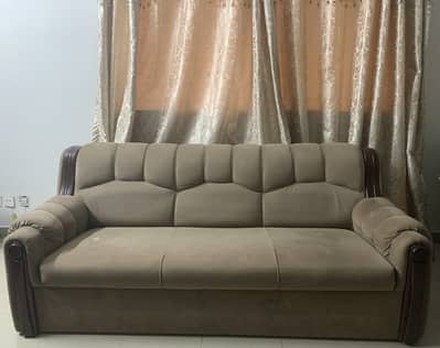 Wooden 5 seater Sofa set with 1 centre and 2 side tables