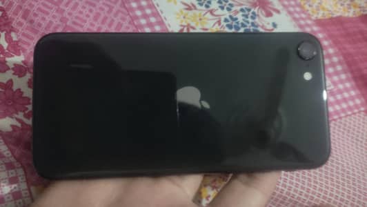 Apple iPhone SE