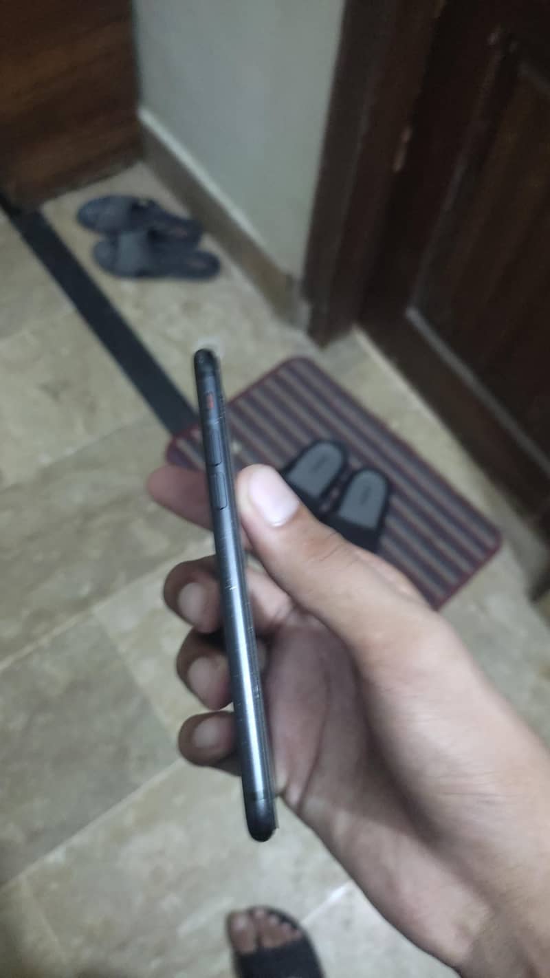 Apple iPhone SE 3