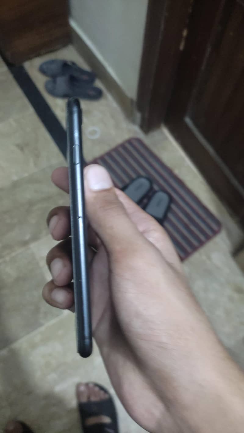Apple iPhone SE 4
