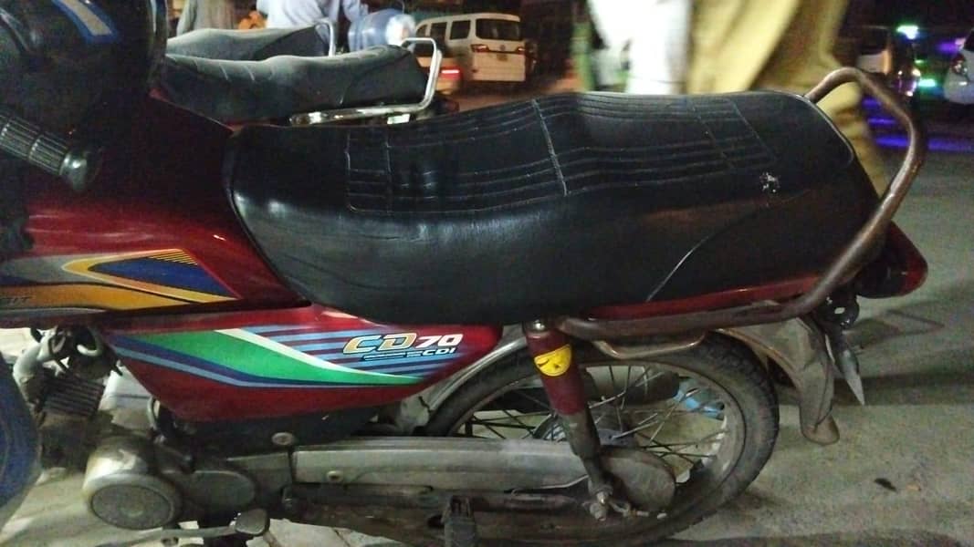 Honda CD70 2000 model 1