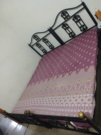 2 Single Bed Iron