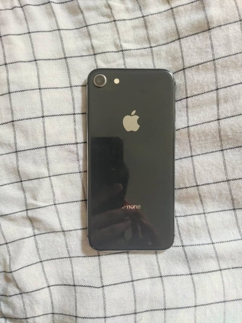 Apple iPhone 8 7