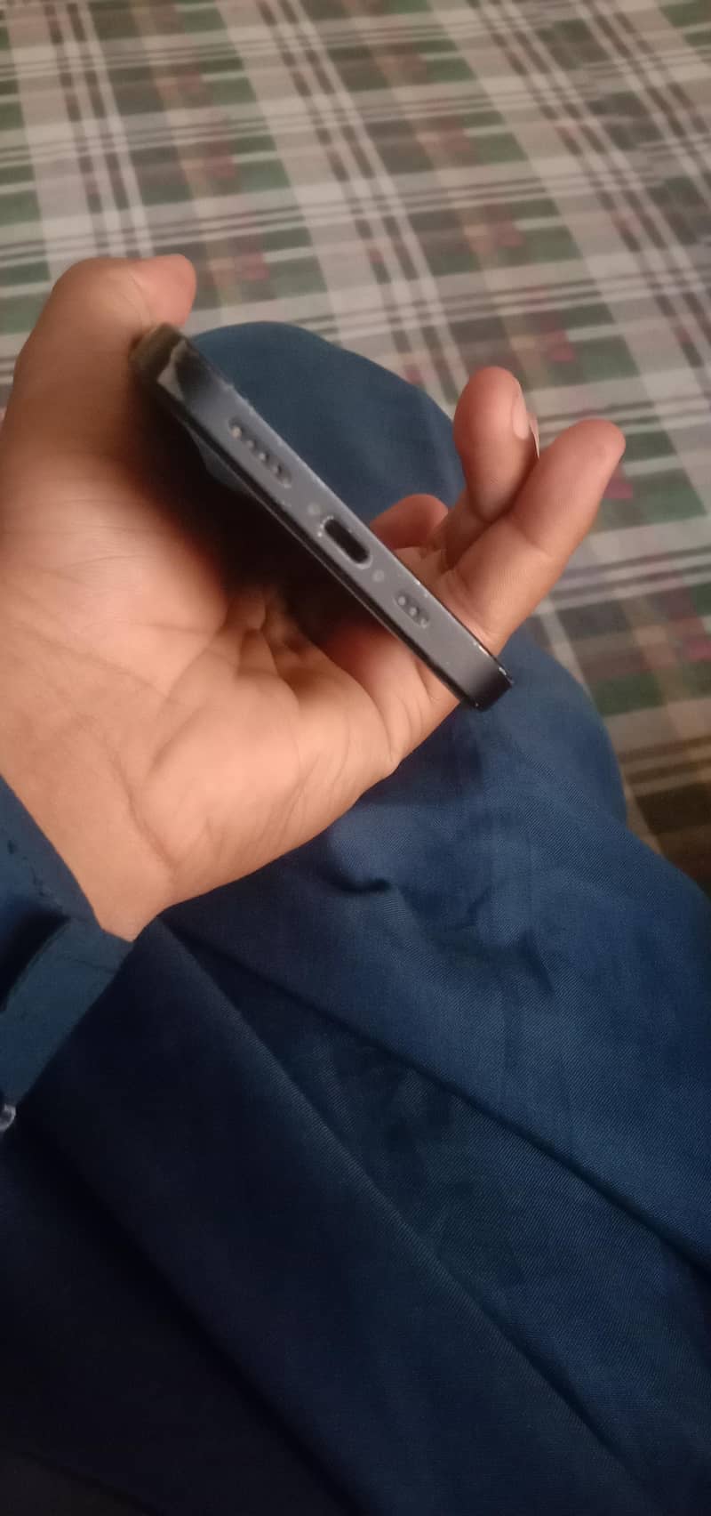 Apple iPhone 12 2