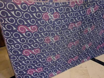 medium sized bed mattress