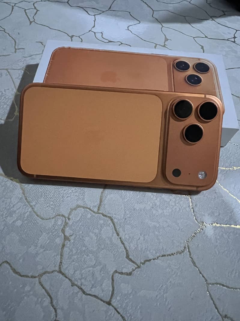 Apple iPhone 17 Pro Max 2