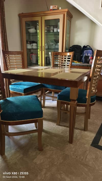 Wooden New Dinning Table for Sale