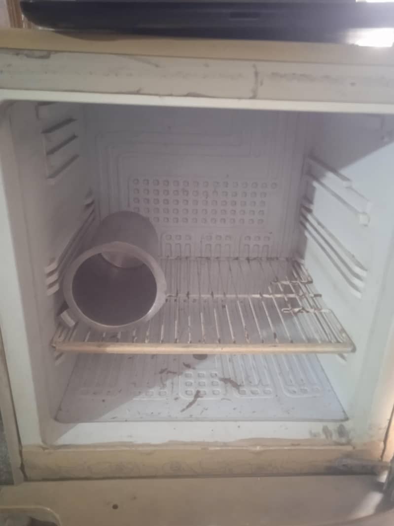 refrigerator 2
