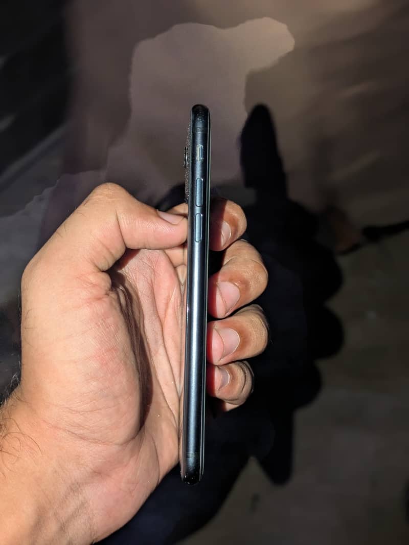 Apple iPhone SE 3