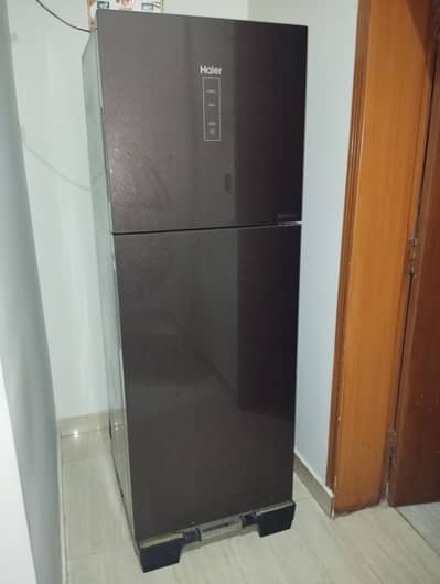 Haier invertor fridge -Medium size