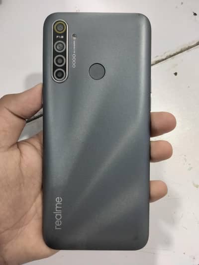 Realme 5i