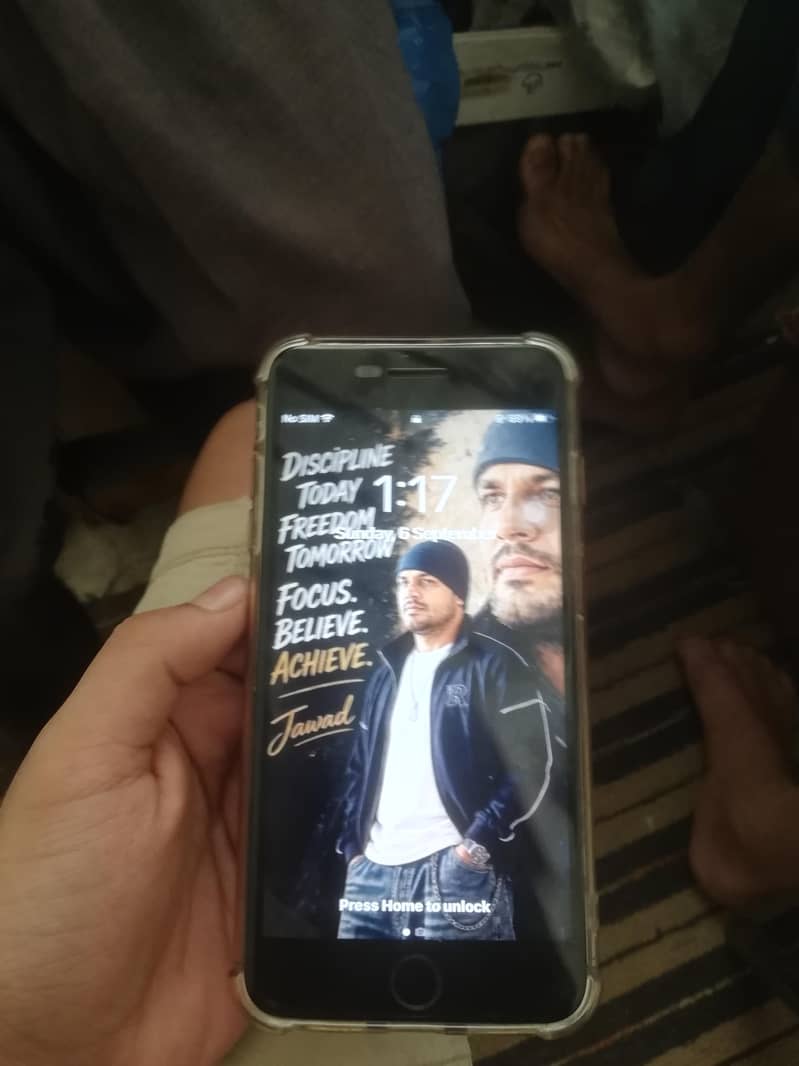 Apple iPhone 7 Plus 3