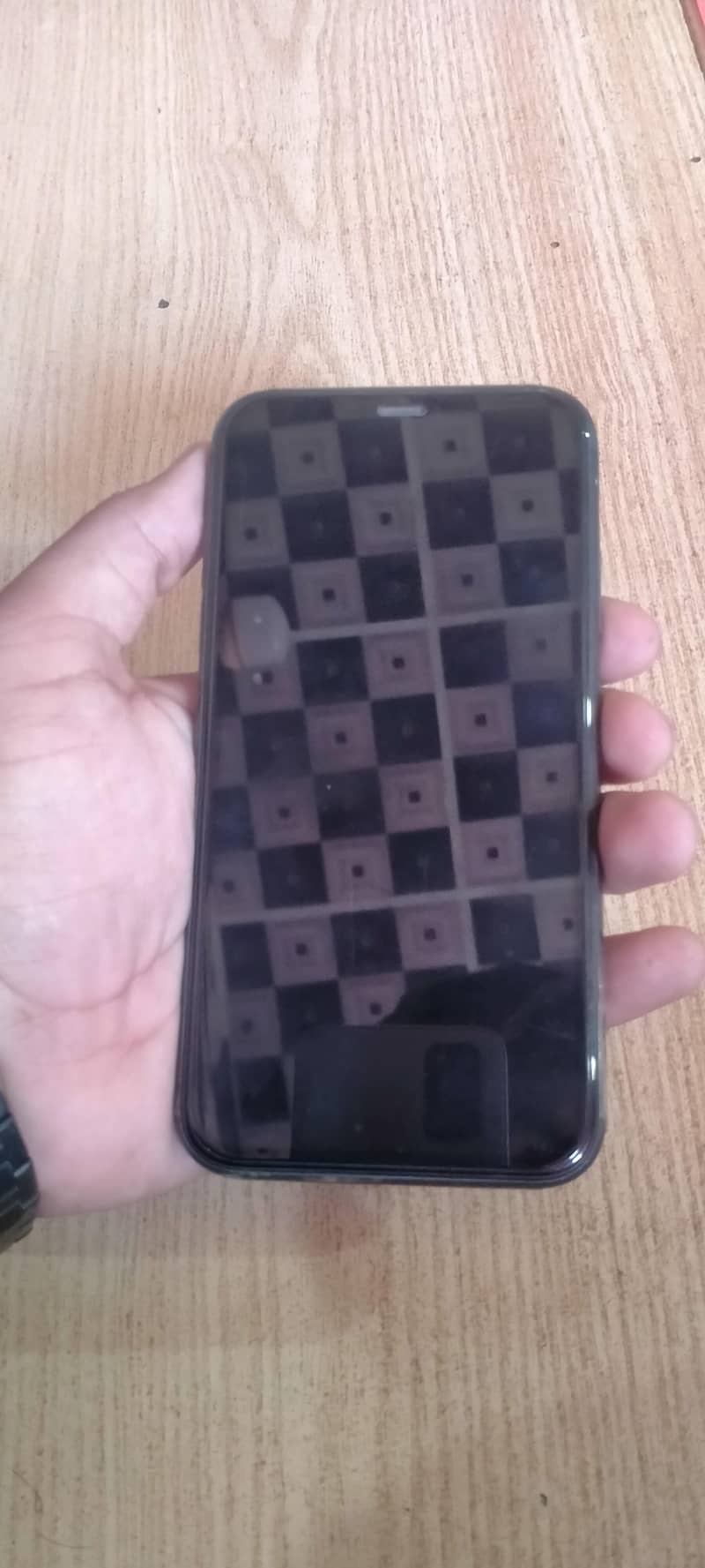 Apple iPhone 11 5