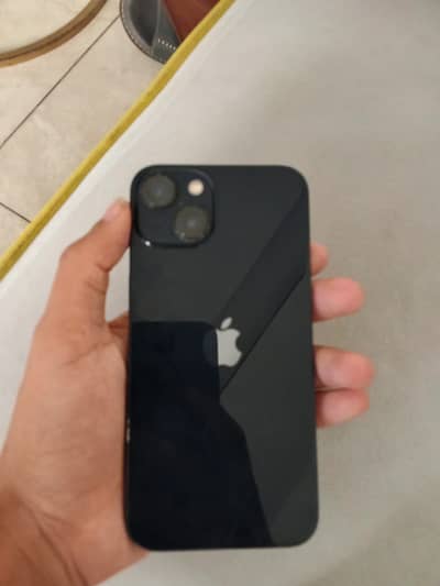 Apple iPhone 13