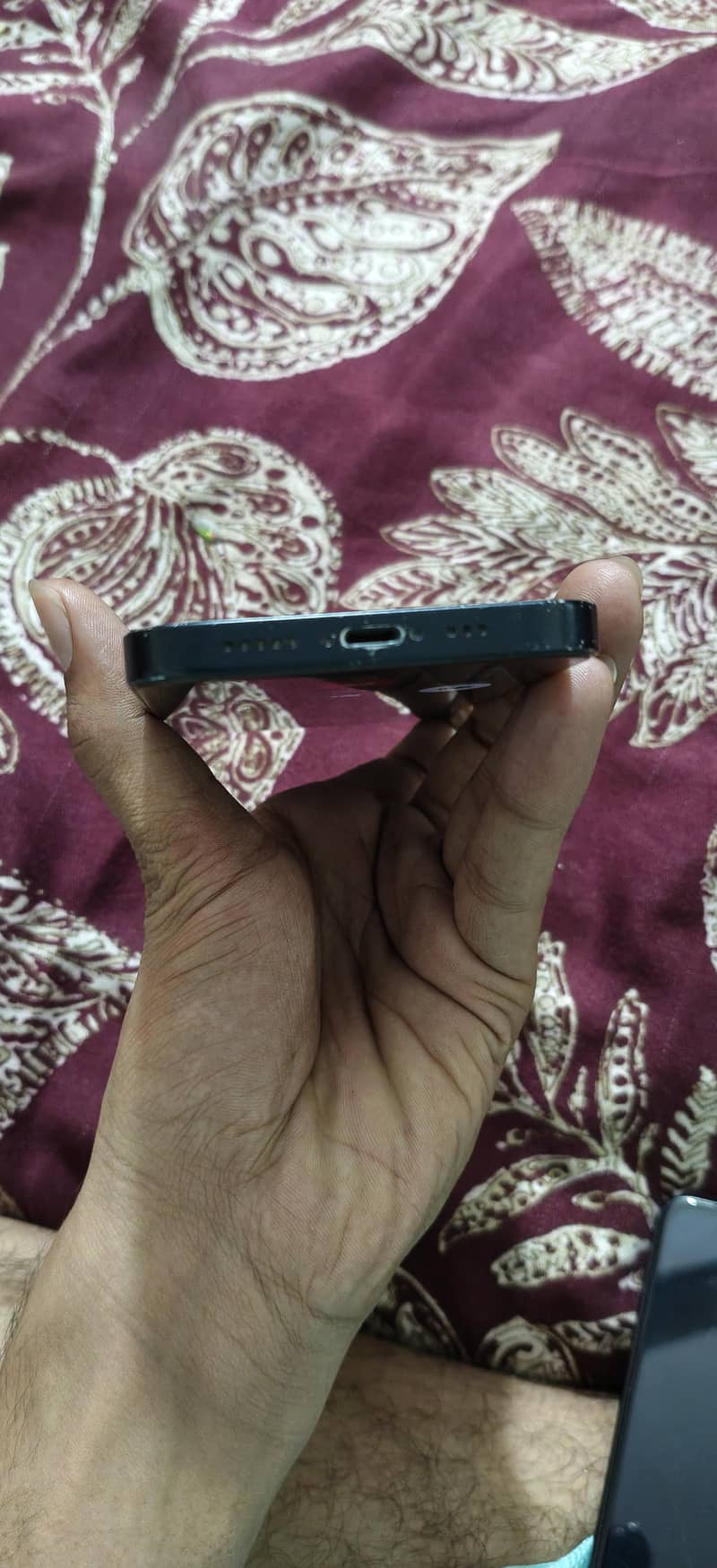Apple iPhone 13 1