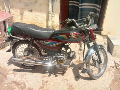 Honda cd 70 bike for sell.