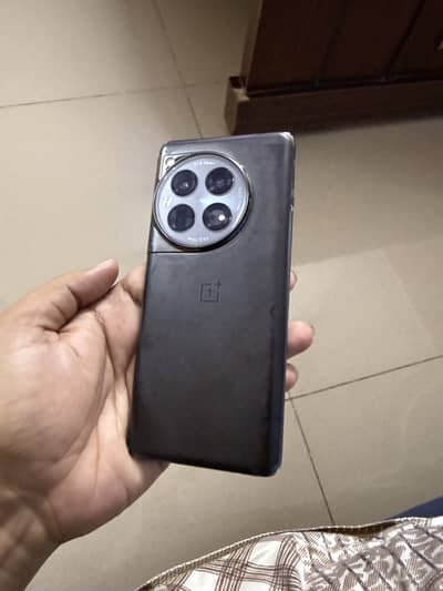 One Plus 12 Grey 16/512 Offical PTA Approved