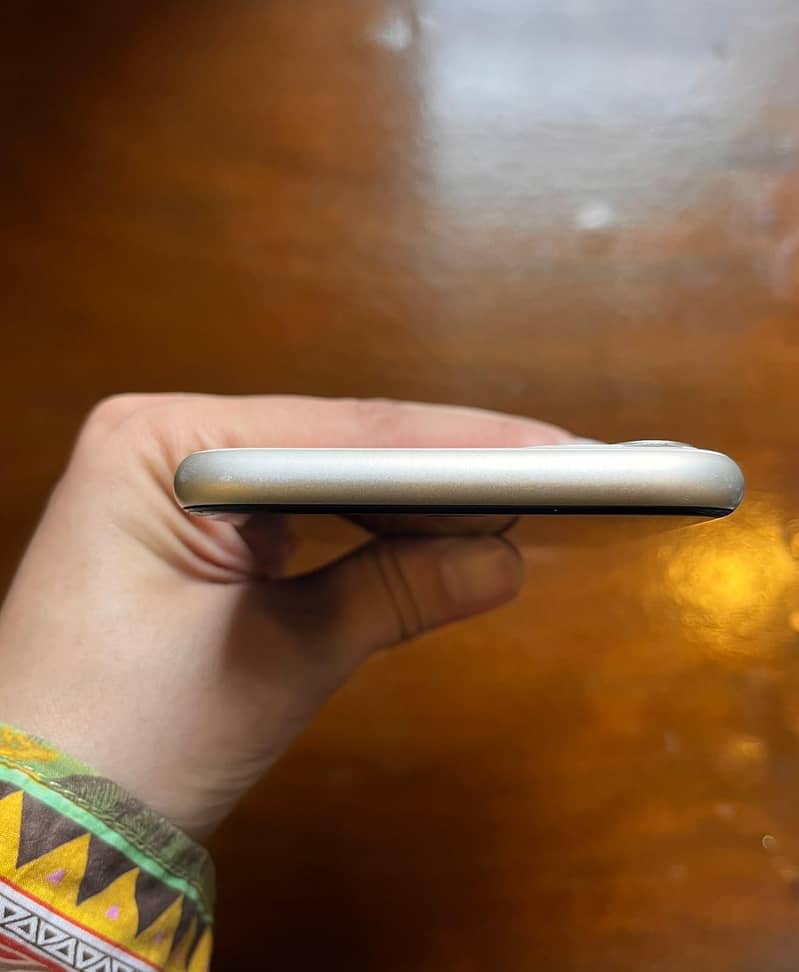 Apple iPhone 11 2