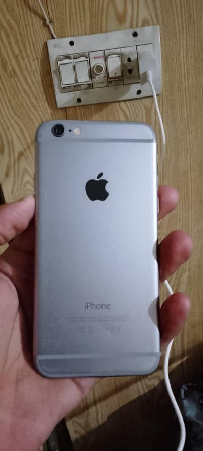 Apple iPhone 6 16 GB ha just glass break Lekin chlt 100 oky ha